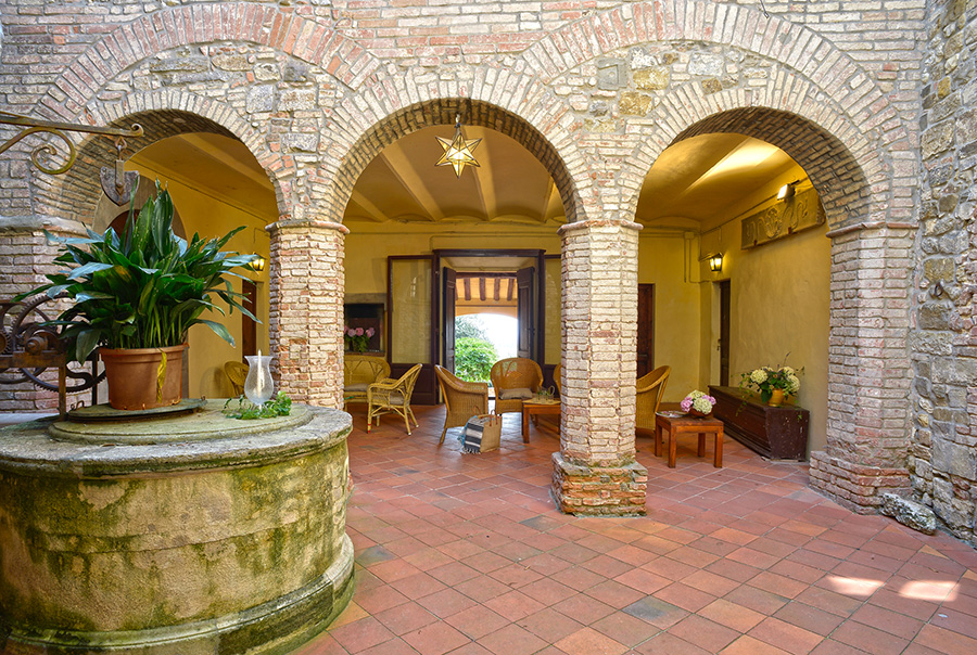 Historic Palazzo for Rent in the Village of Barberino Val d'Elsa