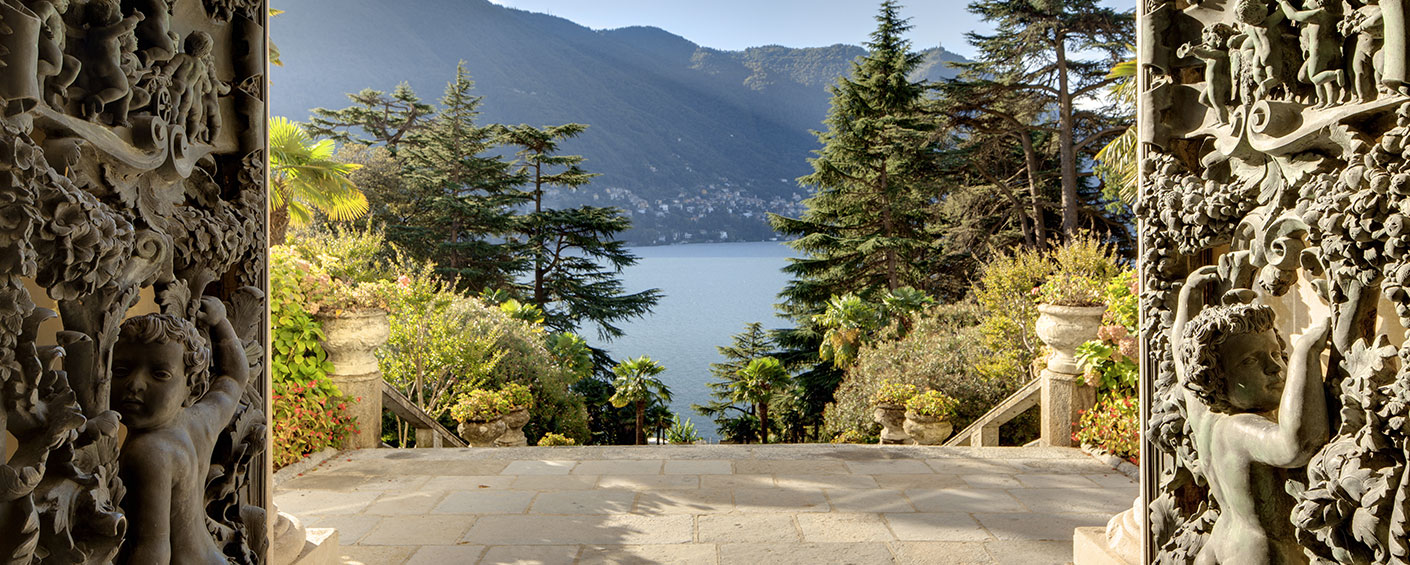 Fantastic Grand Italian Lakefront Villa On Lake Como For Rent