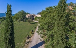 Castelrotto drive up to the house 1.jpg